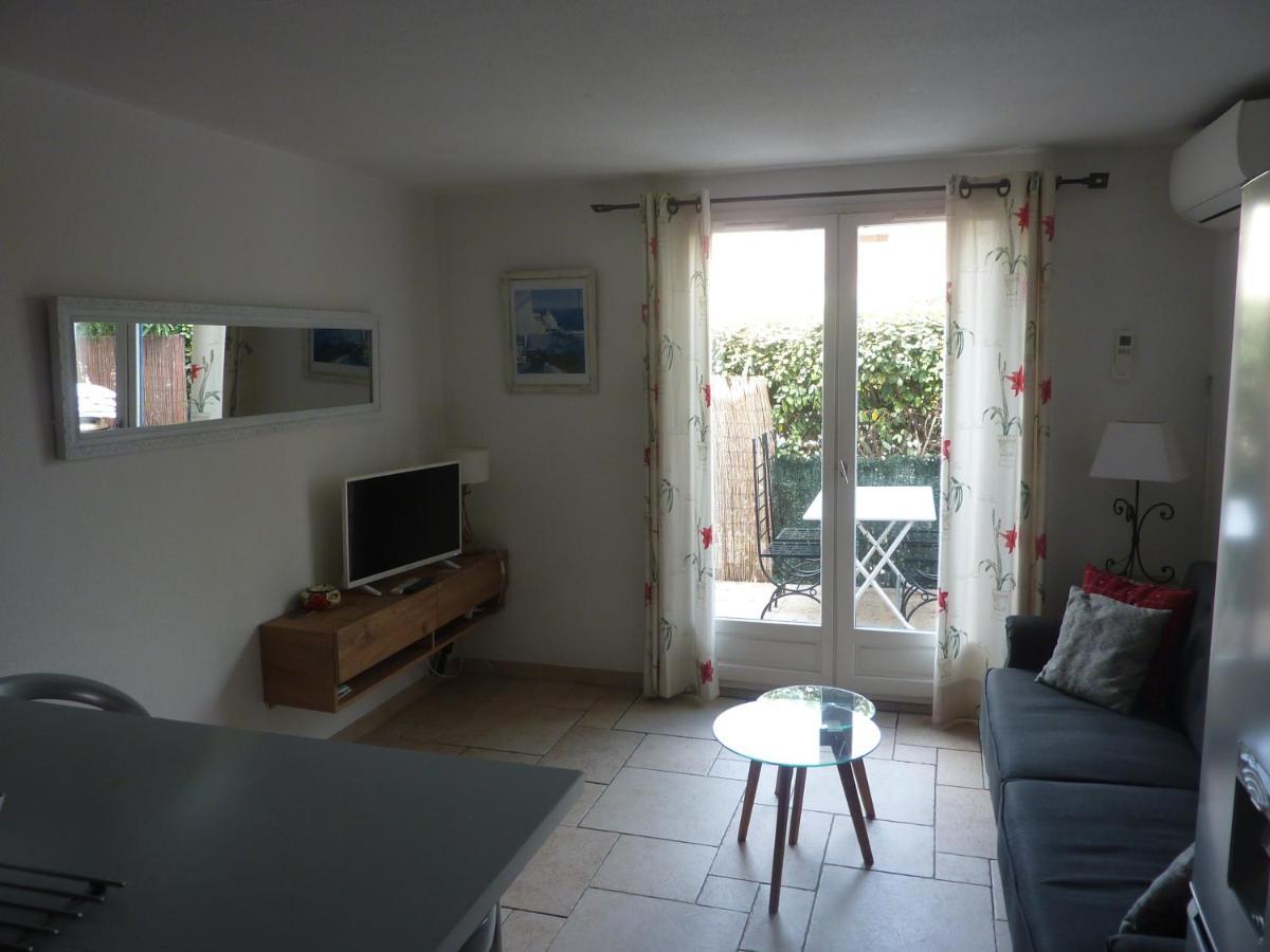 Villa Mas Provençal à Le Lavandou Extérieur photo